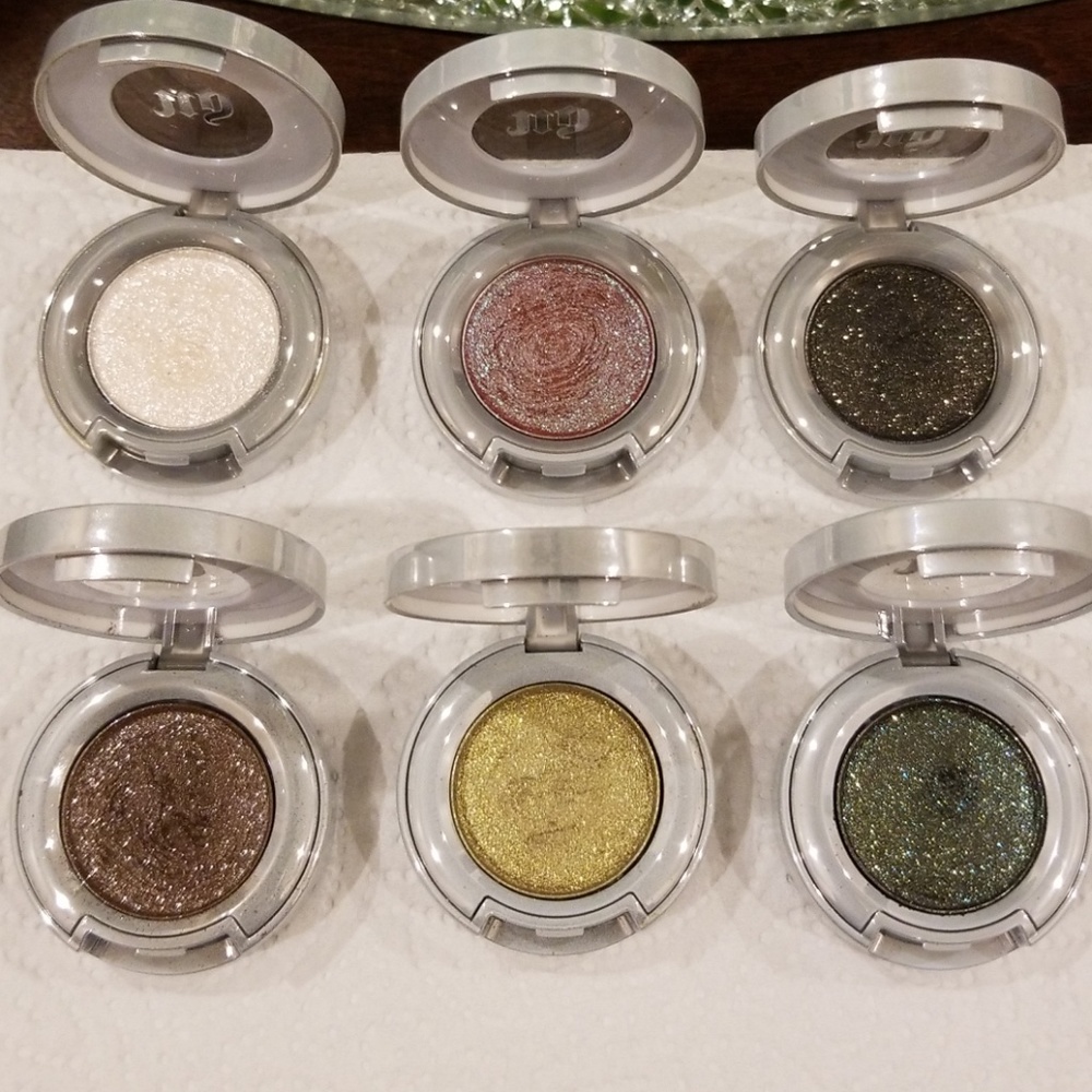 Urban Decay Eyeshadow - Picture 3 of 4